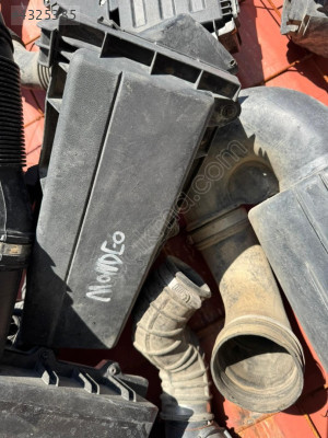 FORD MONDEO HAVA FİLTRE KUTUSU (2)