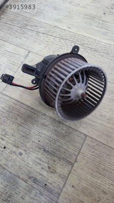 PORSCHE PANAMERA KALORİFER MOTORU 97057392201