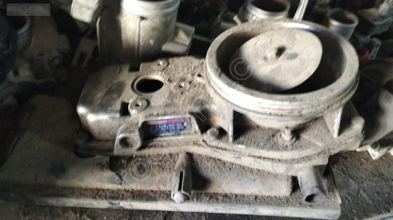 Volkswagen Golf 2 Gaz Kelebeği 027133353 0438120195