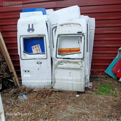 Fort transit arka bagaj kapağı çıkma orjinal
