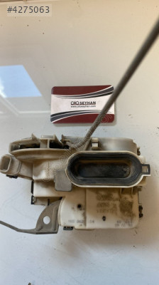 6K4837016A polo classic ön sağ kapı kilidi