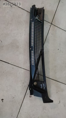 2T14-A02217 Ford Connect Sol Ön Cam Izgarası (Çıkma)