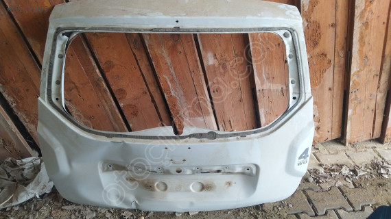 2010 2015 Dacia Duster arka bagaj kapağı