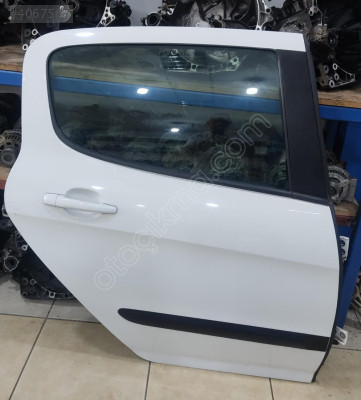 PEUGEOT 308 SAĞ ARKA KOLTUK KONUK OTO 05323167897