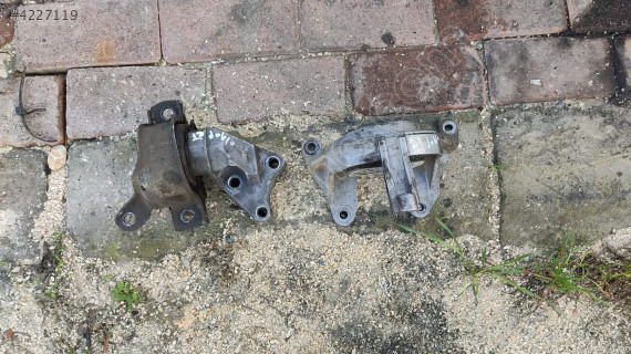 FİAT DOBLO MOTOR KULAĞI