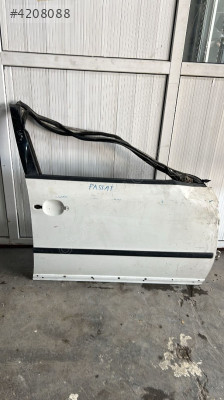 Wolksvagen Passat b5 sağ ön kapı