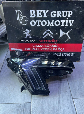 PEUGEOT 508 SAĞ FAR ORİJİNAL ÇIKMA YEDEK PARÇA