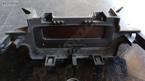 Renault Megane2 orta gösterge paneli 50€