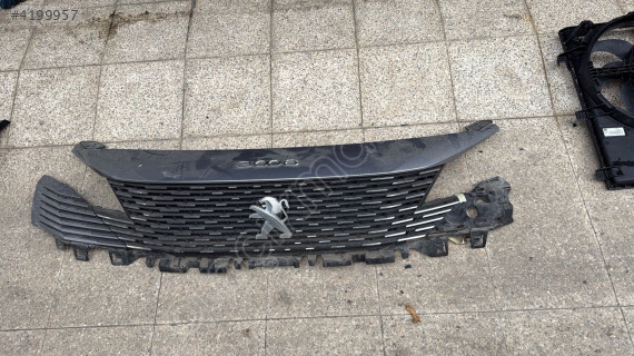 PEUGEOT 3008 ÇIKMA ORJİNAL ÖN PANJUR BD