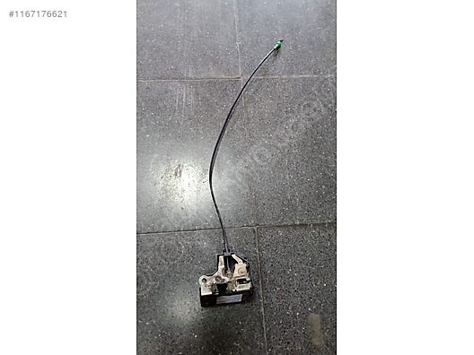 Renault Megane1 sağ arka kapı kilidi