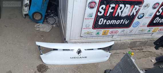 Renault Megane 4 bagaj kaplaması çıkma orijinal
