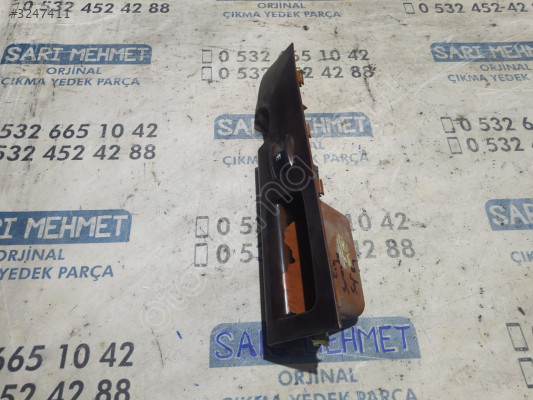 ÇIKMA KİA SORENTO SAĞ ÖN KAPI CAM DÜĞMESİ ÇERÇEVESİ