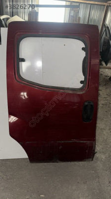 Fiat Fiorino hatasız kırmızı sağ sürgülü kapı
