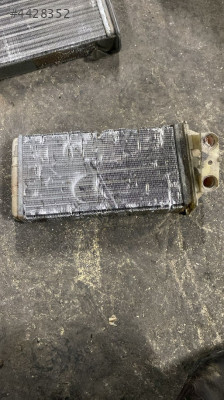 Peugeot partner kalorifer peteği