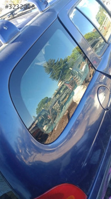 Renault Megane 1 stw station sağ arka çamurluk camı çıkma