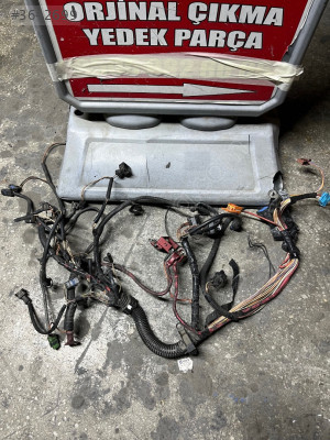 Renault Megane iki motor tesisatı