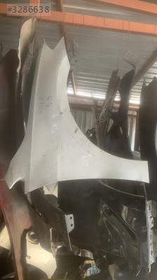 GOLF 7.5 SAĞ ÖN ÇAMURLUK