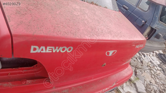 Daewoo Nexia bagaj kapagi