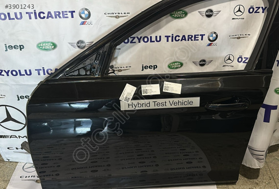 BMW G30 5 Serisi Sol Ön Kapı Hatasız Siyah
