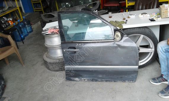 MERCEDES C180 C200 C220 C250 C280 W202 SAĞ ÖN KAPI DOLU