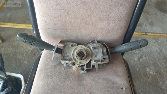 Renault kangoo 2 sinyal koları
