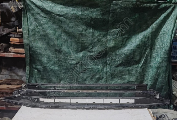 VOLKSWAGEN PASSAT B8.5 ÖN TAMPON ORTA IZGARA 3G0853677AA