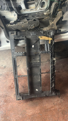 2025 model fort cruier ön radyatör paneli