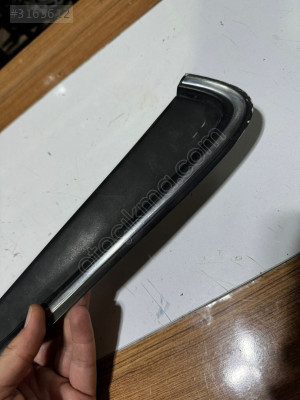 2001 TOYOTA COROLLA ARKA DİREK DIŞ. BAKALİTLERİ ORJ ÇIKMA