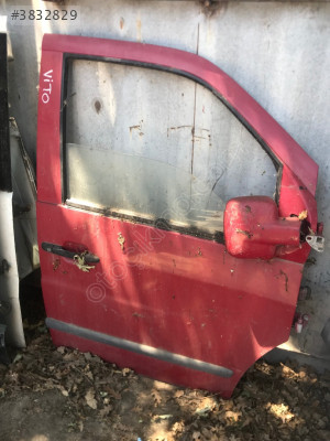 Mercedes Vito Sağ Ön Kapı