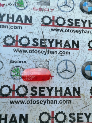 1K0947419 golf 7 sol kapı reflektörü