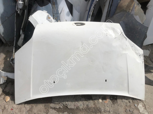 2005 Ford Kornet ön kaput