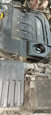 AUDİ A3 MOTOR ÜST KAPAĞI