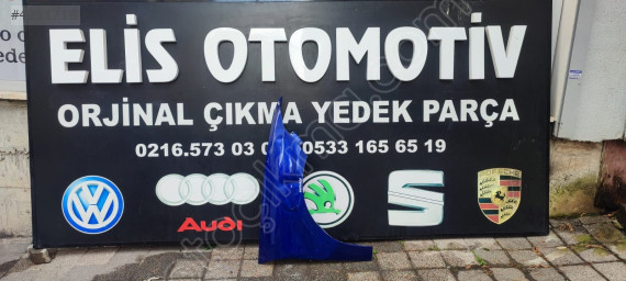 SEAT LEON SAĞ ÖN ÇAMURLUK