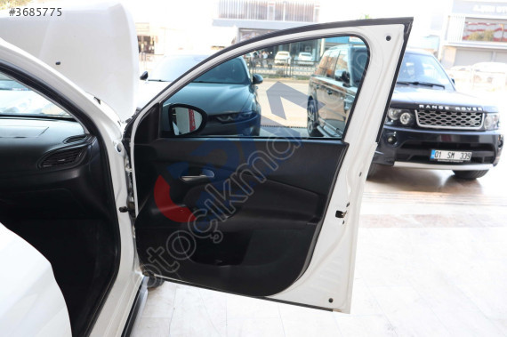 FİAT EGEA CROSS 1.4 STREET 2021 SAĞ ÖN KAPI