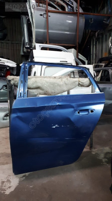 VOLKSWAGEN PASSAT B8 SOL ARKA KAPI ORJİNAL  ÇIKMA