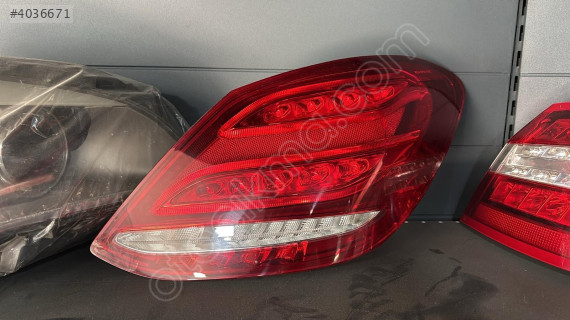 MERCEDES C SERİ W205 SAĞ STOP 2059060457