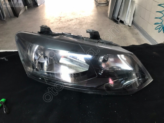 2010-2014 VOLKSWAGEN POLO SAĞ FAR ORJİNAL ÇIKMA