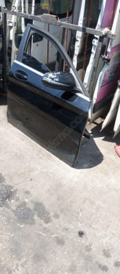 MERCEDES C200 W205 SAĞ ÖN  KAPI