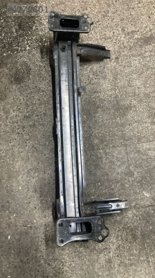 Kia ön tampon demiri