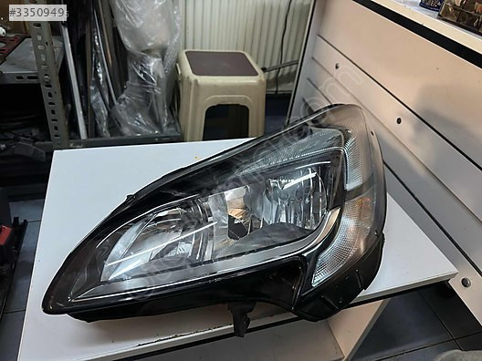 OPEL CORSA E LEDLİ SOL FAR ÇIKMA ORJİNAL YEDEK PARÇA