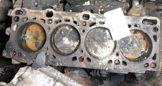 Nissan Urvan 2.5 D Çıkma Yarım Motor