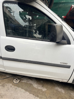 OPEL COMBO “ SAĞ ÖN KAPI “ hatasız