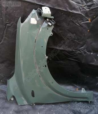 Dacia Sandero 2020-2024 Sağ Ön Çamurluk - Orjinal Oto Çıkma