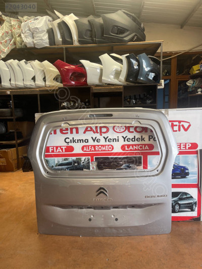 FİAT DOBLO 2024 BAGAJ KAPAĞI