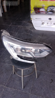 Renault Megane4 sağ ön far sarı soket orijinal