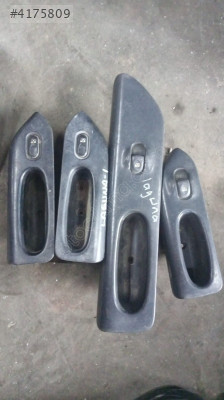 Renault Laguna 1 tekli cam düğme takimi