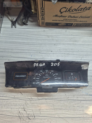 PEUGEOT 205 Gösterge Paneli