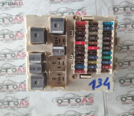 FORD CONNECT SİGORTA KUTUSU 518774302