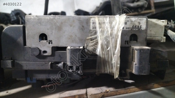 CHRYSLER VOYAGER MODULE 04801066AE P04801066AE