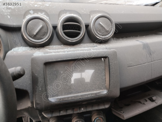 DACİA DUSTER ORJ ÇIKMA SÖKME TEYP EKRAN RENKAY OTO KOCAELİ